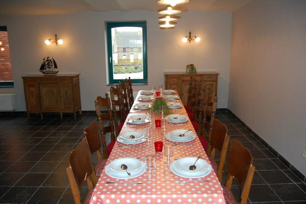 Ferme Du Charme Villa Moustier ภายนอก รูปภาพ