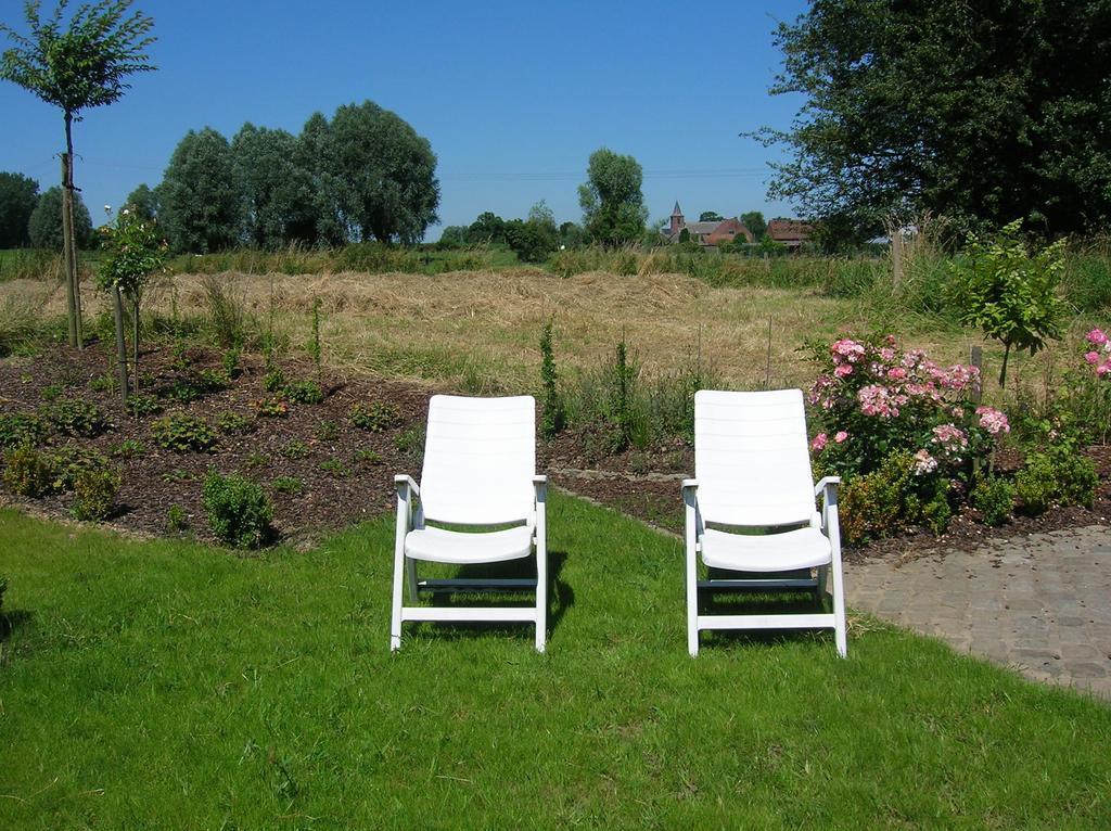 Ferme Du Charme Villa Moustier ภายนอก รูปภาพ