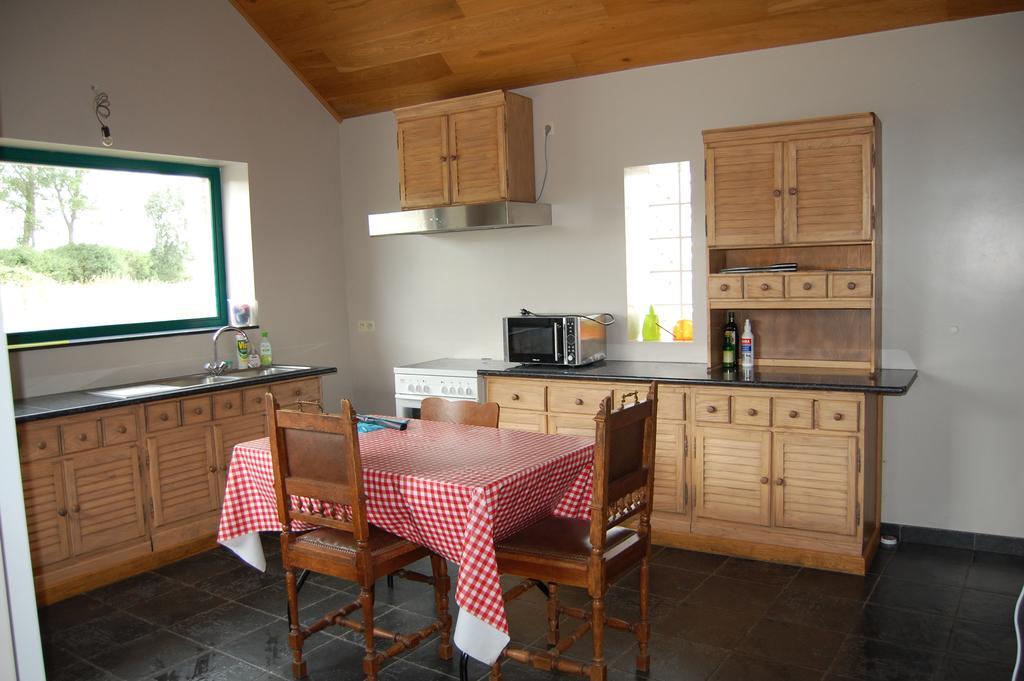 Ferme Du Charme Villa Moustier ภายนอก รูปภาพ