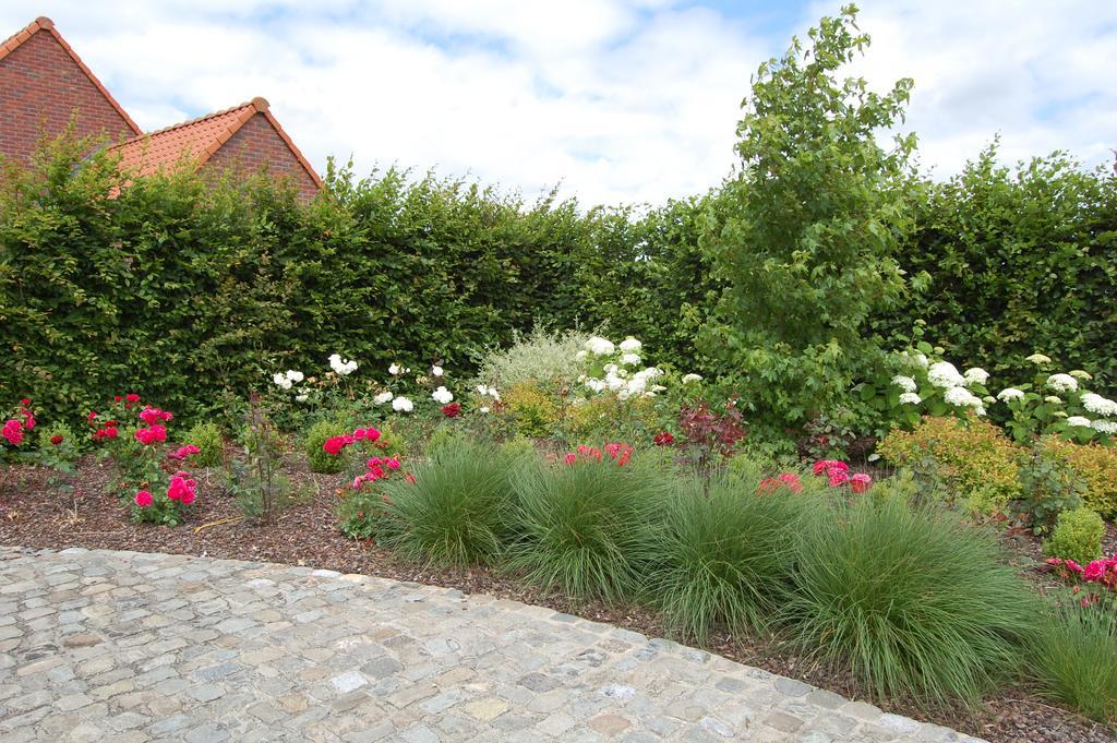 Ferme Du Charme Villa Moustier ภายนอก รูปภาพ